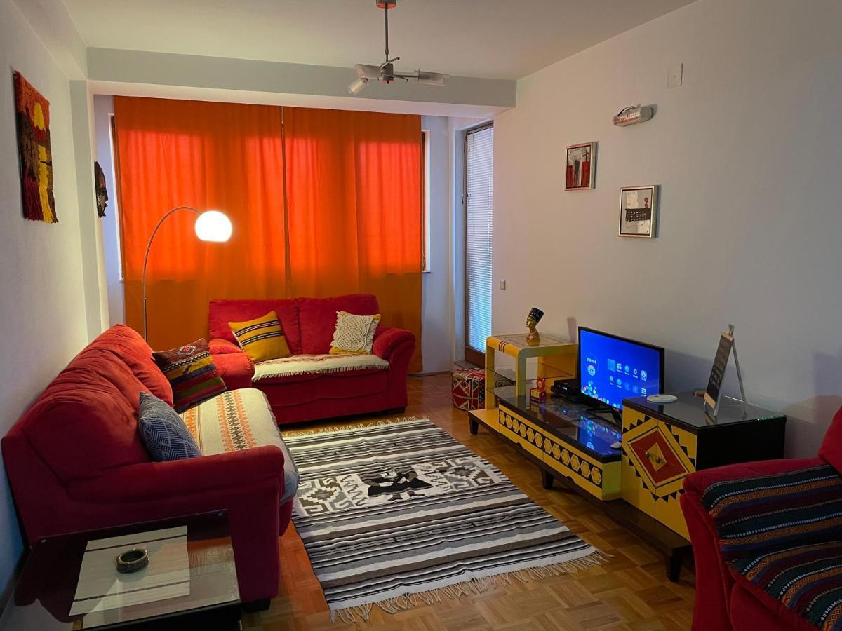 Mexican Touch Apartment With Parking Garage Πρίστινα Εξωτερικό φωτογραφία