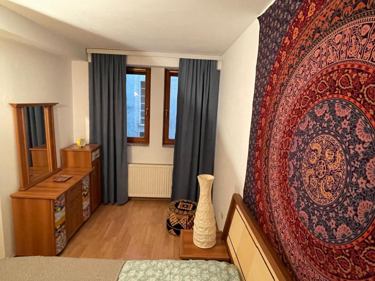 Mexican Touch Apartment With Parking Garage Πρίστινα Εξωτερικό φωτογραφία